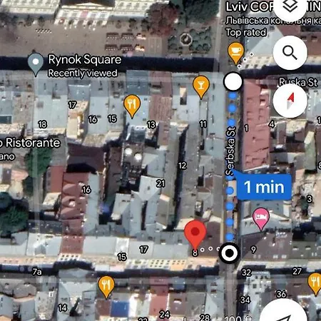 1 Minute To Rynok Square Апартаменты